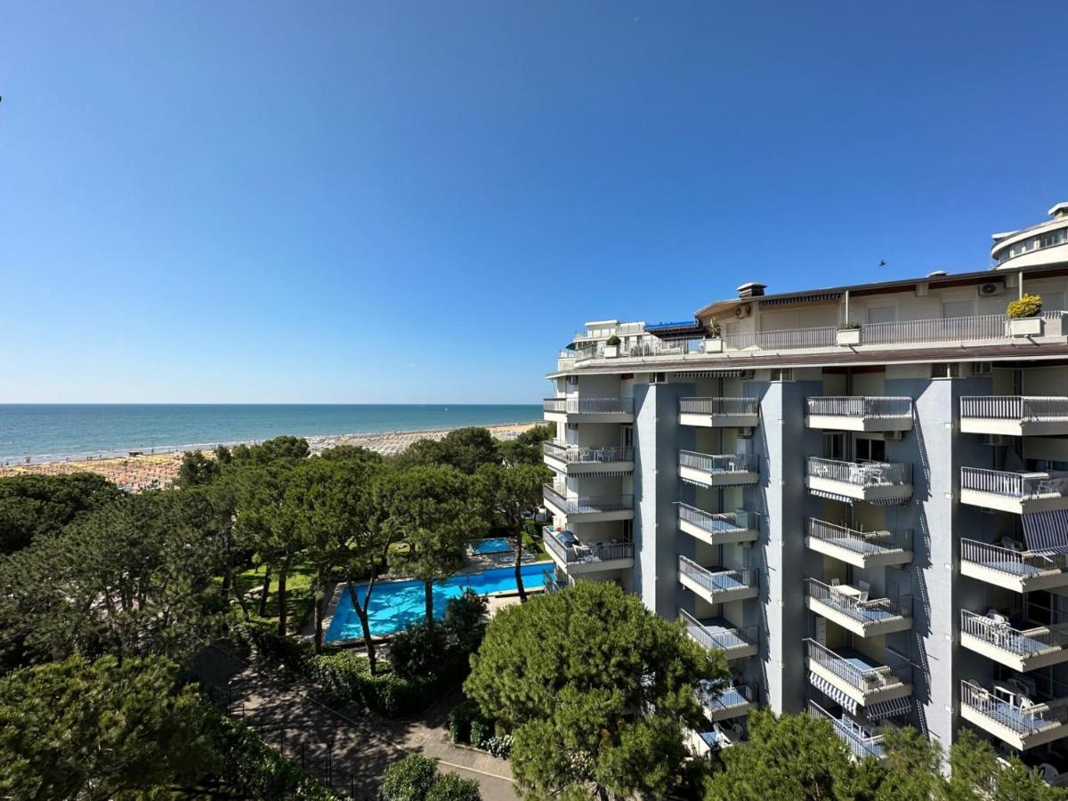 Apartamento Residenza Marco Polo Lignano Sabbiadoro Exterior foto