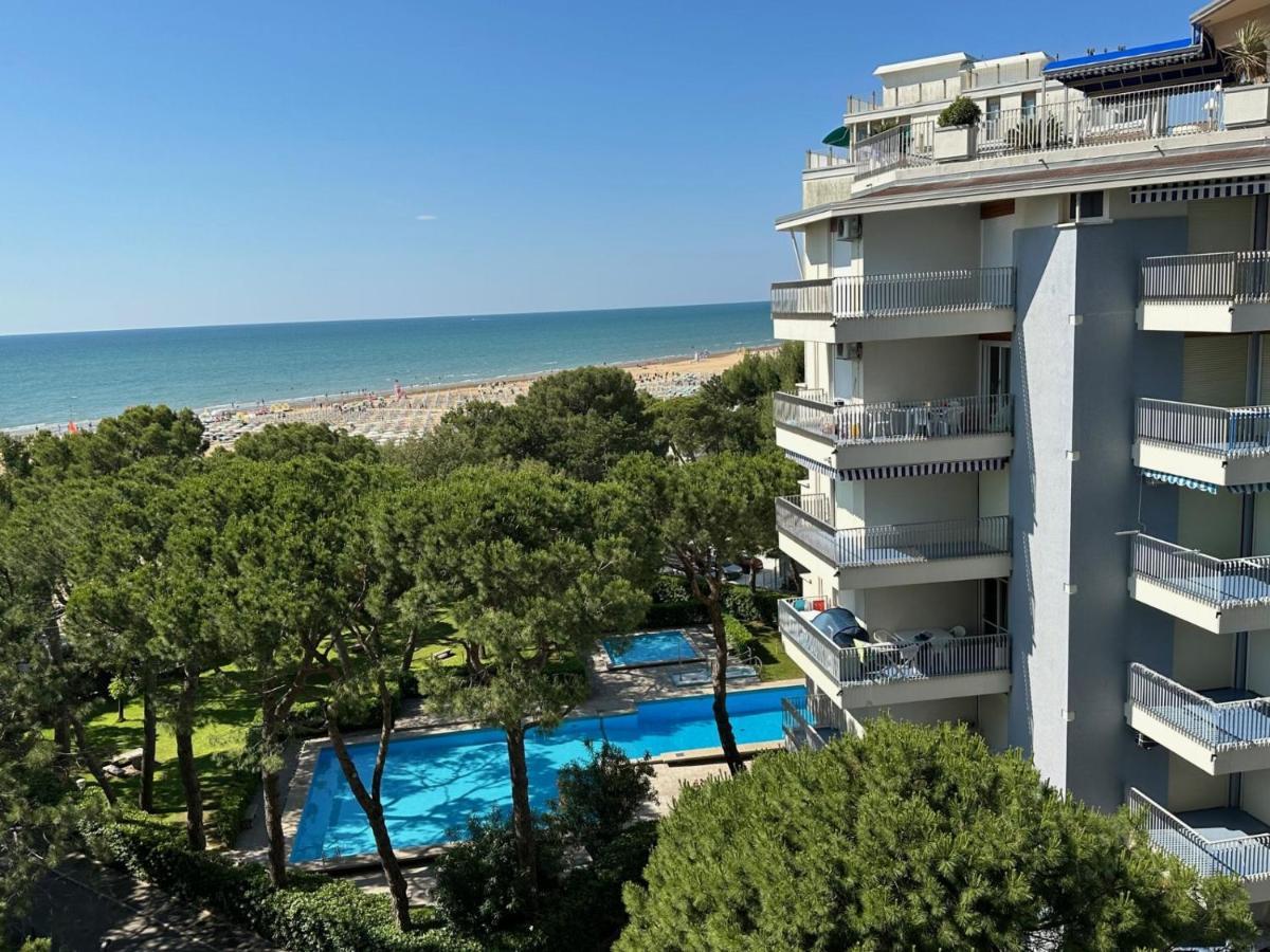 Apartamento Residenza Marco Polo Lignano Sabbiadoro Exterior foto