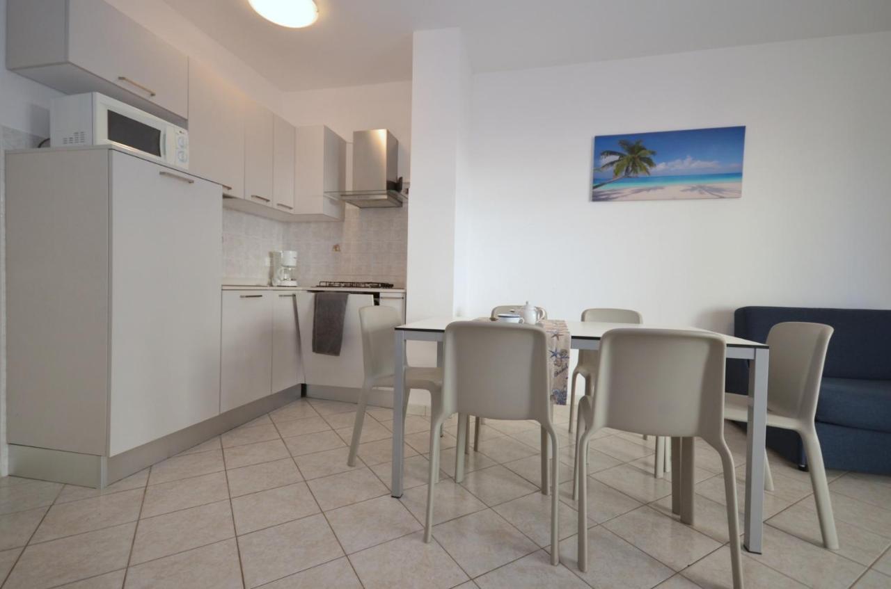 Apartamento Residenza Marco Polo Lignano Sabbiadoro Exterior foto